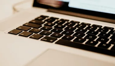 Cara menghidupkan lampu keyboard laptop lenovo